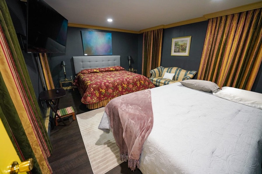 Quarto 5: king + queen