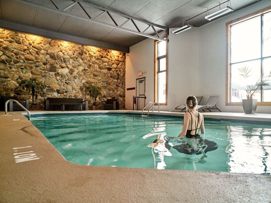 Piscina coberta aquecida