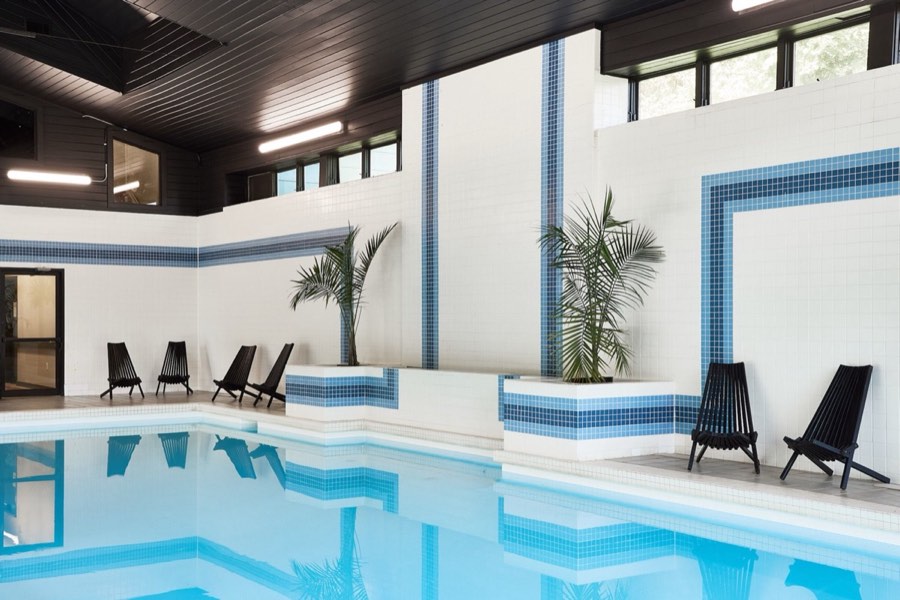 Piscina coberta aquecida
